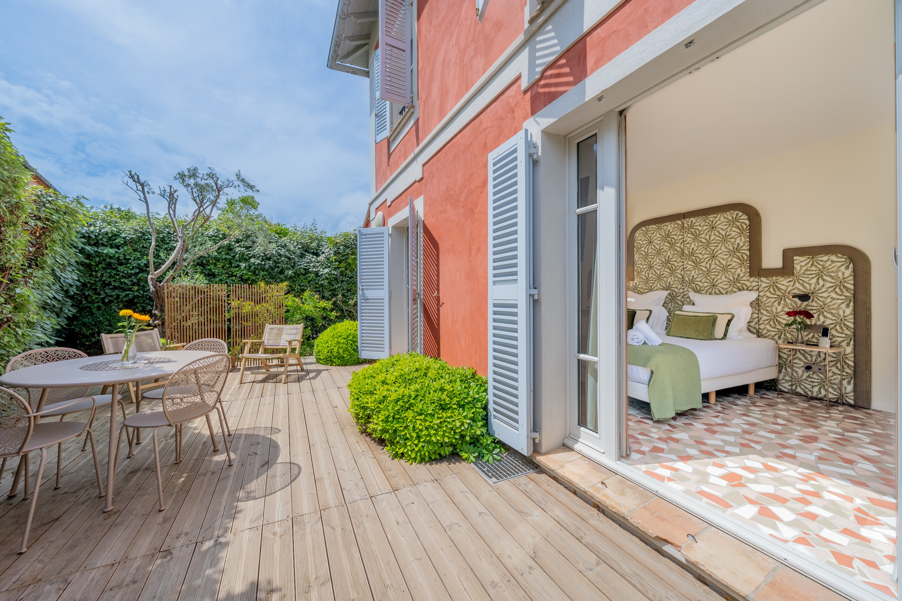 Deluxe with terrace